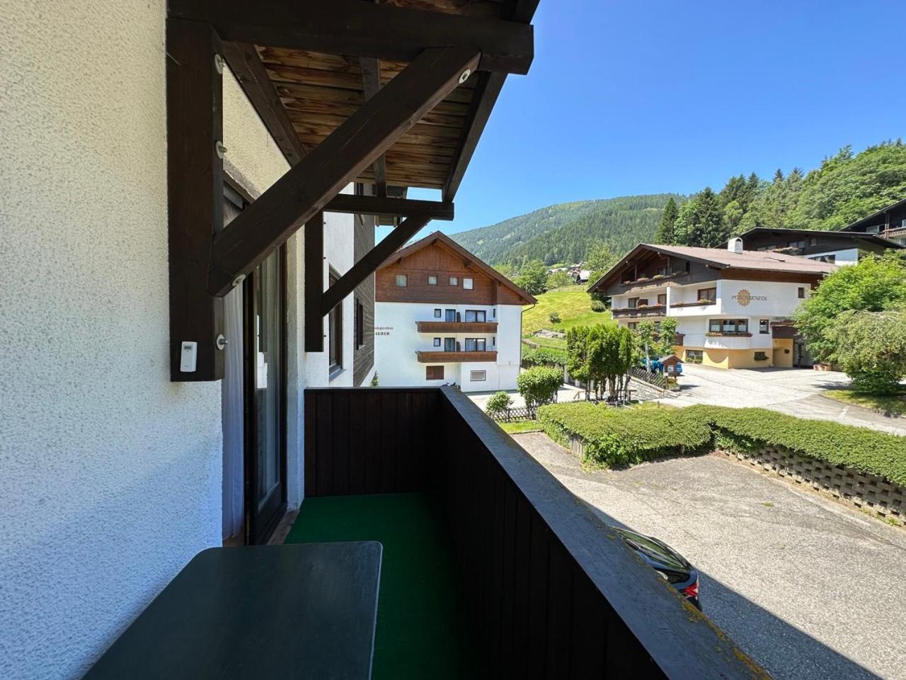 Studio Apartment Bkk Bad Kleinkirchheim Exteriör bild